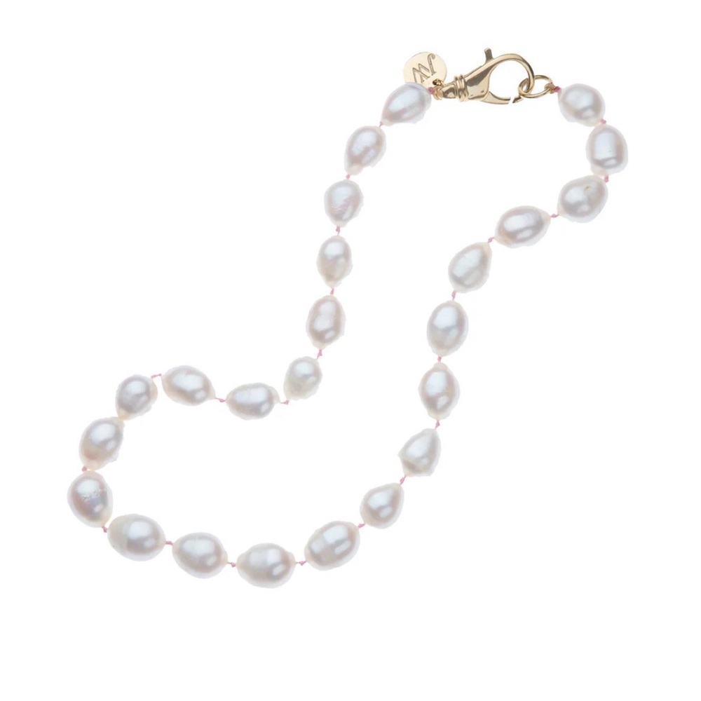 Jane Winn 16” White Pearl Knotted Beaded Necklace NWB and Box - Picture 8 of 8